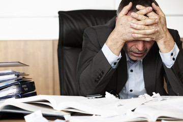 7 Huge Mistakes New Business Owners Should Avoid